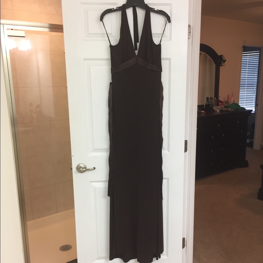 BCBG NWOT Brown Halter Gown 💙🌟